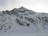 La slittovia Lago del Mucrone alla Bocchetta del Mucrone ad Oropa : Come si presenterebbe il tracciato della slittovia oggi. In basso il Lago Mucrone, coperto da ghiaccio e neve (1902 mslm.)