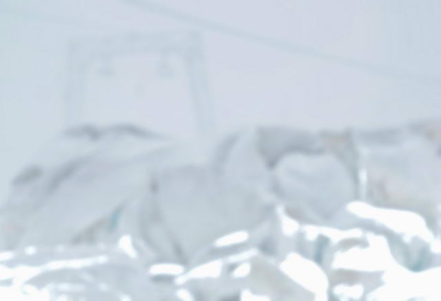 Plötzlich aufgebrochene Eisschollen. Ich kam mir vor wie in einem Milchglas. Eigentlich macht mir Nebel nichts, aber das war schon einem White-Out sehr nahe. (33.35 KByte) Wie aus dem Prospekt : Plötzlich aufgebrochene Eisschollen. Ich kam mir vor wie in einem Milchglas. Eigentlich macht mir Nebel nichts, aber das war schon einem White-Out sehr nahe.