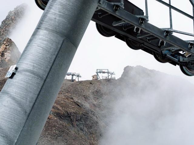 Unter dem weißen Teppich : 2018_08_11 Stubaier Glatescher Liftology 256.jpg