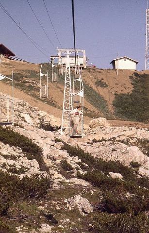Wolkenstein (BZ)  / Korblifte Dantercepies und Ciampinoi : Korblift Dantercepies / unterhalb der Bergstation