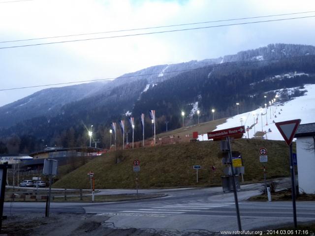 Skitour vs. Industrieski am Beispiel der Querung vom Glungezer Gipfel über Zirbenweg bis hinab nach Igls : 6.3.2014