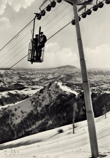 Sarnano (MC) / Cestovia Monte Sassotetto : Sarnano_Fonterlardina-SassoTetto_Graffer_1963_9.jpg