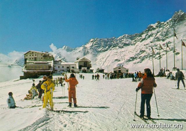Plan Masion in einer Postkarte der 1970er Jahre (56.43 KByte) Die Talstation der Furggenbahn (Plan Maison 2560m) : Plan Masion in einer Postkarte der 1970er Jahre