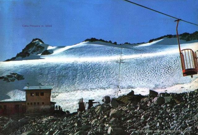 Passo Tonale (TN) / Cestovia Cady e Cestovia Presena : cestovia_funivia_ghiacciaio_presena_sci_estivo_01.jpg