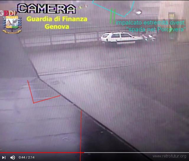 07 The westernmost bridge deck becomes visible (light blue outline). Deducting from other images it is tilted 90° to its left and will later be found in the river bed, like a spade in the soil (37.32 KByte) Analysis of collapse dynamics: The Mirror Cinema : 07 The westernmost bridge deck becomes visible (light blue outline). Deducting from other images it is tilted 90° to its left and will later be found in the river bed, like a spade in the soil