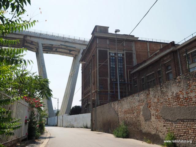 Foto Documentation August 2015 : Western approach bridges spanning over Ansaldo yards  in August 2015