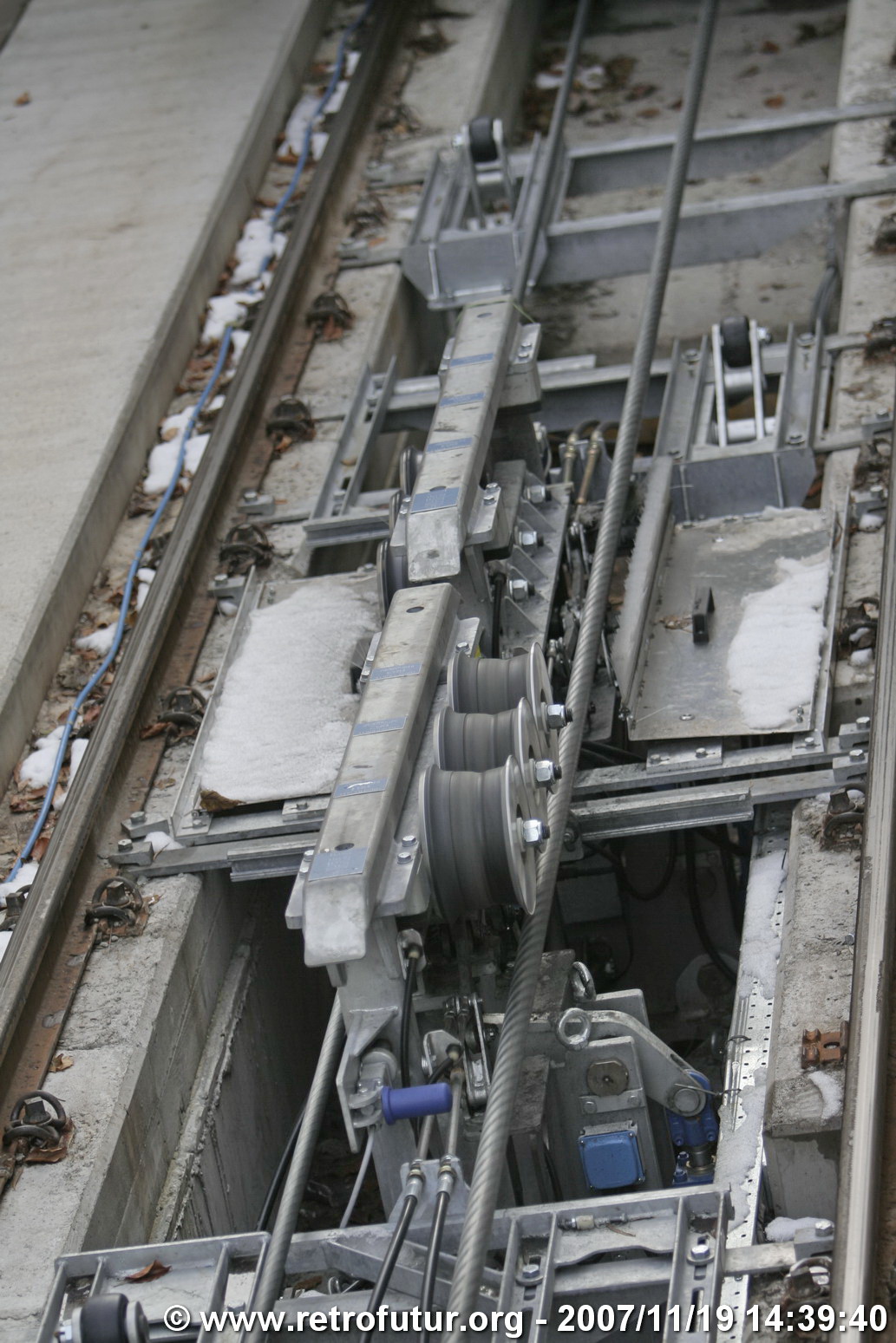 Tunnel ramp : ...