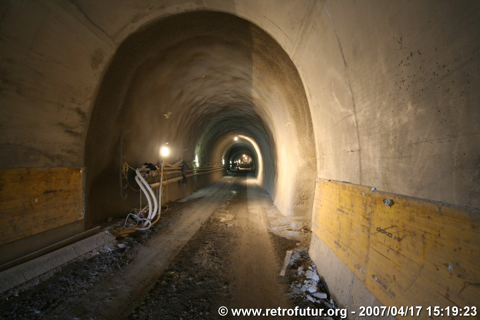 Steep tunnel : hbb_0606.JPG