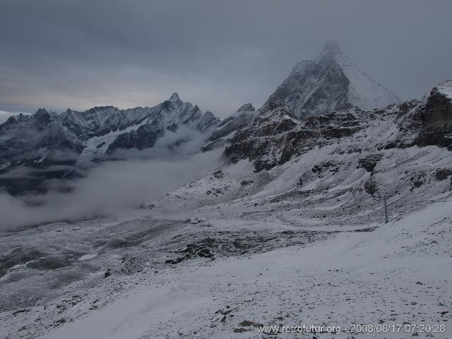 Aufstieg zur Bergstation entlang der 