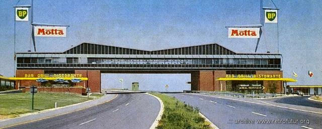 1961: Cantagallo - Das neue Tor zur Gebirgsautobahn über den Apenin. (39.09 KByte) Cult of autogrill - Ahead of time : 1961: Cantagallo - Das neue Tor zur Gebirgsautobahn über den Apenin.