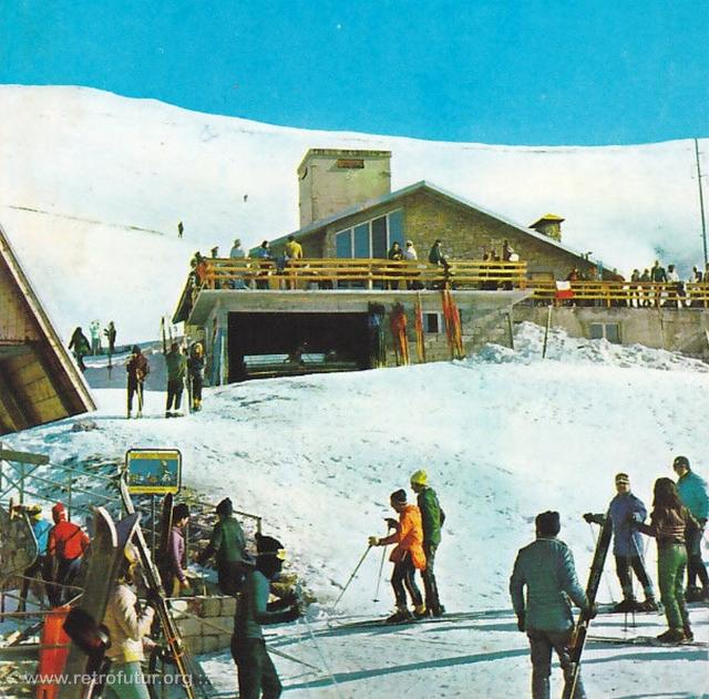 San Zeno / Cestovia Prada (VR)  - Monte Baldo : Il rifugio Fiori del Baldo raggiungibile tramite due tronchi di funivia