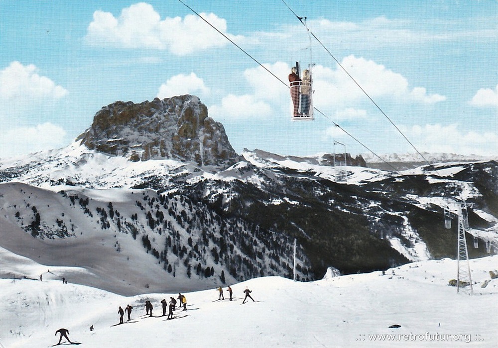 Wolkenstein (BZ)  / Korblifte Dantercepies und Ciampinoi : Im Korb beste Rundumsicht auf das Massiv des Plattkofels