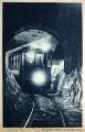 Il tram entra nella corta galleria del Girone delle Cave, sottopassando la linea di monte (33.41 KByte) La tramvia Biella - Oropa : Il tram entra nella corta galleria del Girone delle Cave, sottopassando la linea di monte